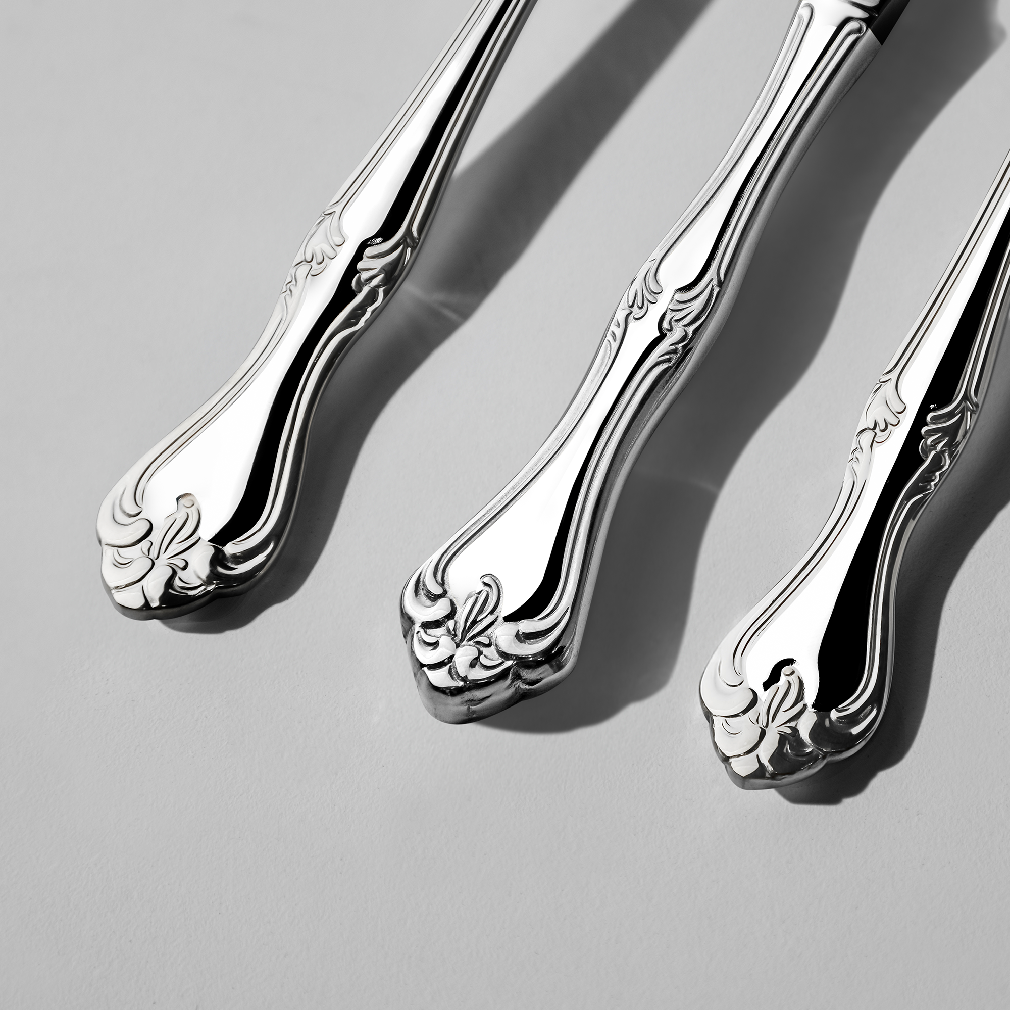 Lalezar 16-Piece Cutlery Set